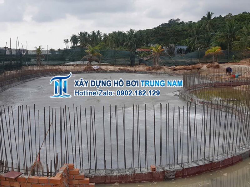thi-cong-hoi-boi-tai-phu-quoc-07.jpg