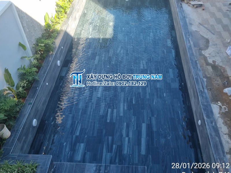 thi-cong-ho-boi-tai-phuoc-long-binh-phuoc-03.jpg